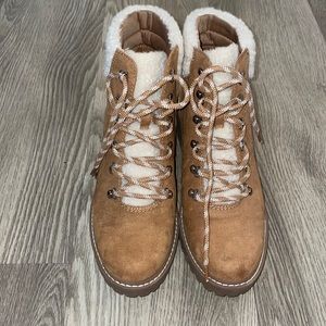 Womens boots
